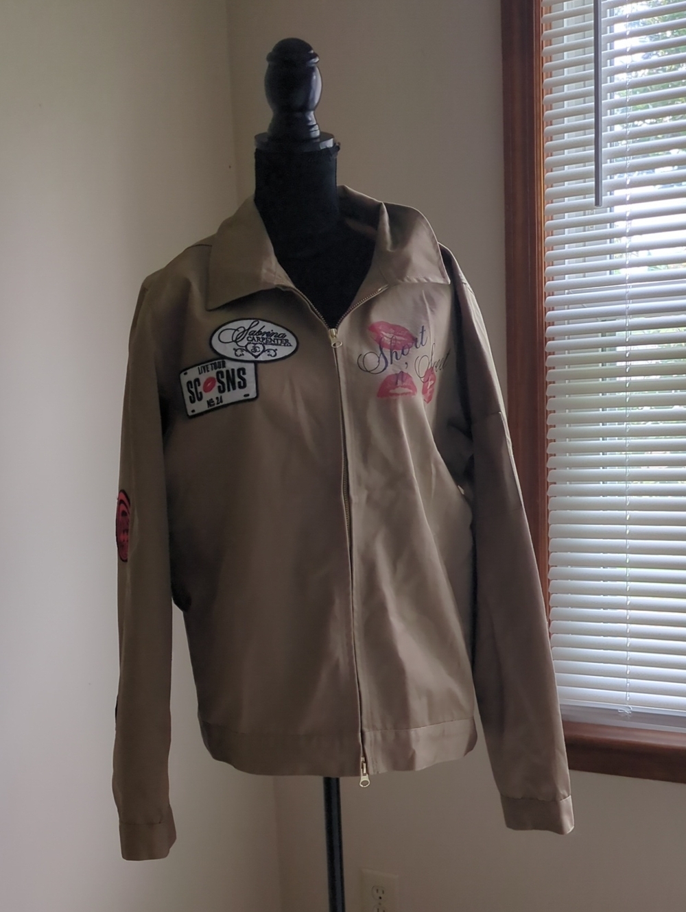 Sobrina Carpenter's Beige Zip-Front Bomber Jacket - Short N Sweet